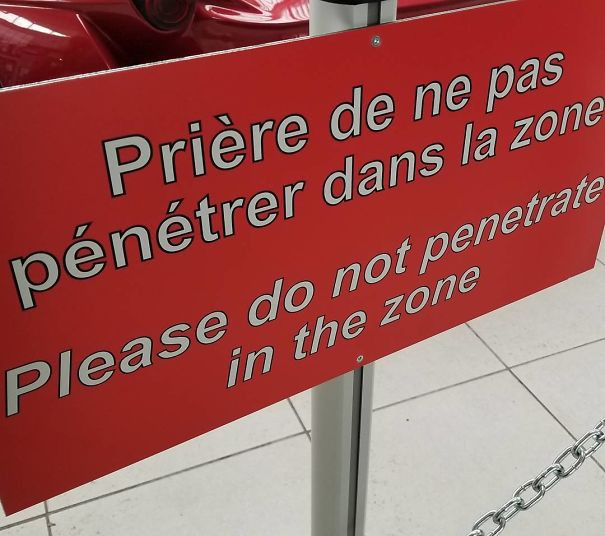 Prière de ne pas pénétrer dans la zone / Please do not penetrate in the zone